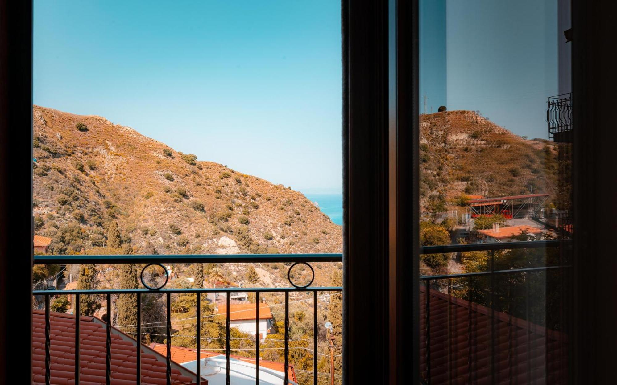 Bed & Breakfast Pascia Madonna Rocca *